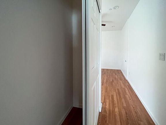 5th image of 5506 University Ave #1
