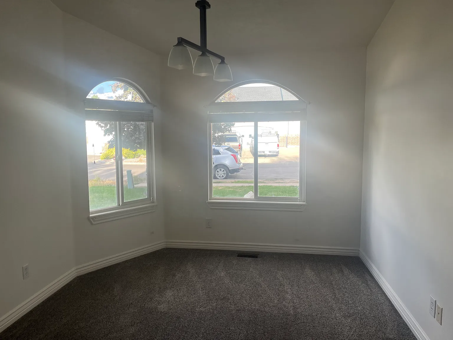 2 bed, 1471 sqft, $1,600 — Photo 4