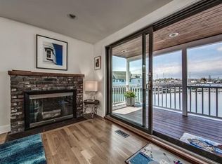 201 E Main St, Gloucester, MA 01930
