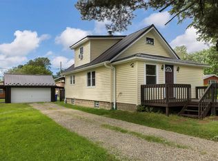 1696 Davis Ave, Erie, PA 16509