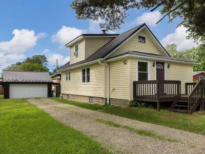 1696 Davis Ave, Erie, PA, 16509