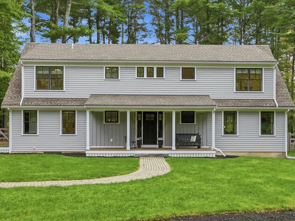 136 Holden Wood Rd, Concord, MA 01742