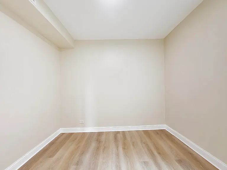 2235 N Kedzie Blvd #3 — Photo 18