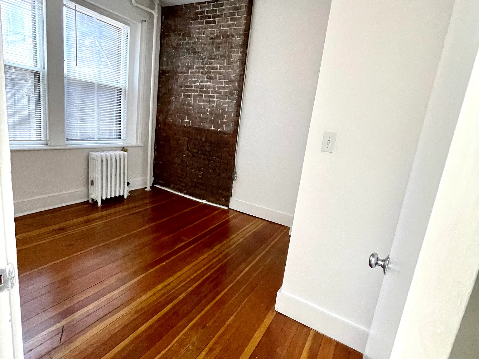 2 bed, $3,300 — Photo 4