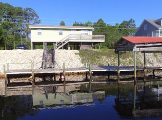 333 River Rd, Carrabelle, FL 32322