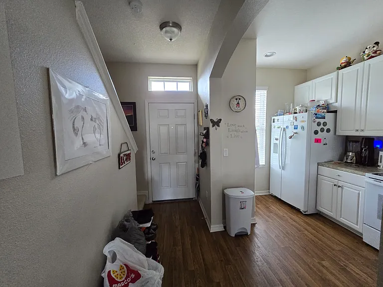 8915 Walnut Gable Ct — Photo 8