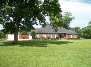 1863 Little Black Creek Rd, Lumberton, MS 39455