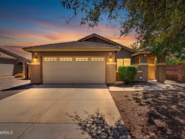 2877 E CRESCENT Way, Gilbert, AZ 85298