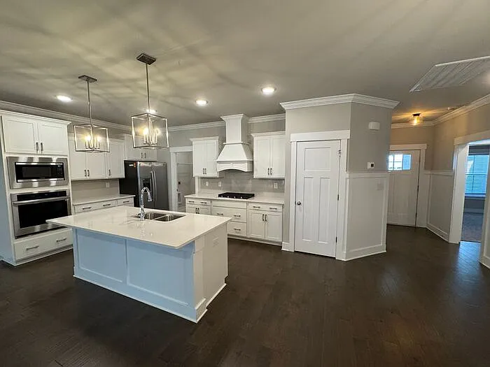 426 Tillane Park Cir — Photo 8