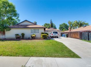 8383 Raintree Ave, Riverside, CA 92504