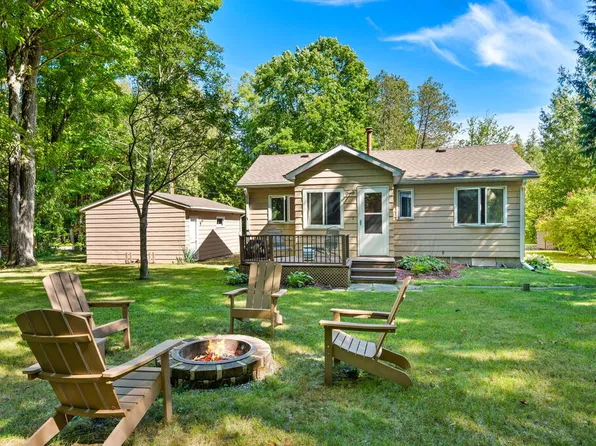 5397 Erdman Dr, Sturgeon Bay, WI 54235