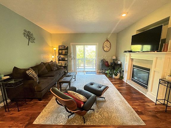 4th image of 1723 NW Wonderview Ave