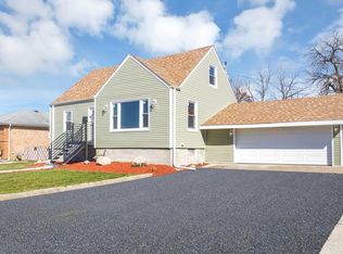 3910 W 116th St, Alsip, IL 60803