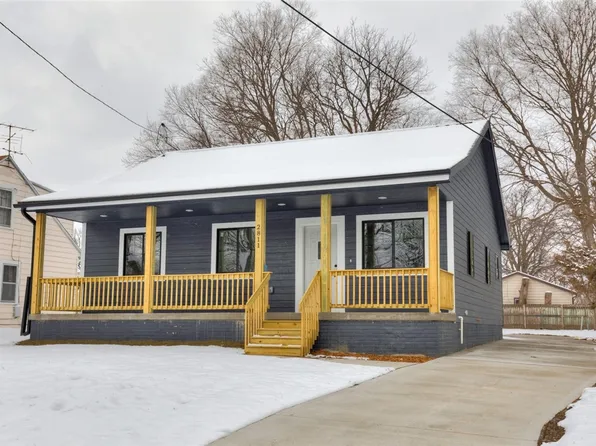2811 Payne Rd, Des Moines, IA 50310
