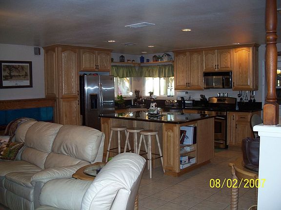 Kitchen - Granite Countertops - New cabinets