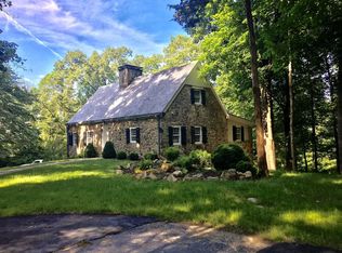 37 Hornbeck Rdg, Poughkeepsie, NY 12603