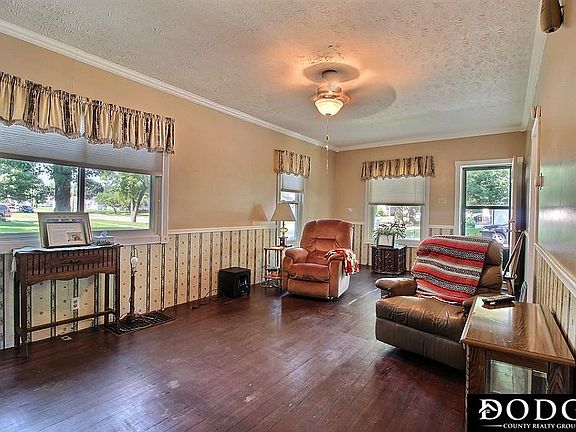 5th image of 1704 N C St