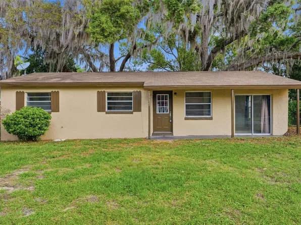 10829 Margaret Dr, Tavares, FL 32778