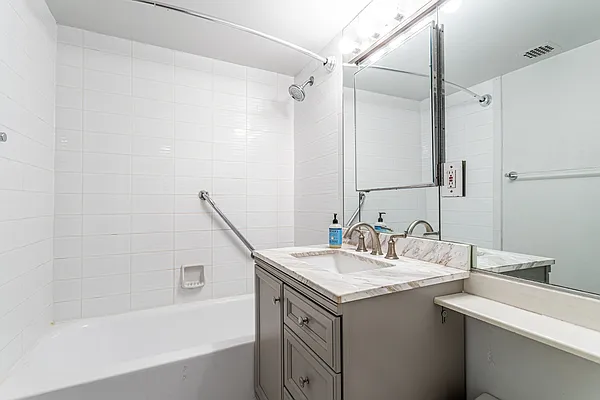 Rented by Cooper & Cooper Real Estate | media 17