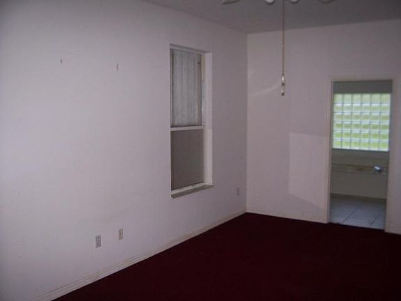 4th image of 595 SW Romora Bay