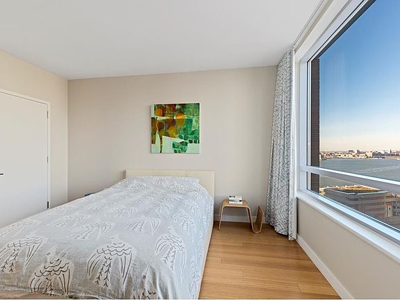 5th image of 2 River Ter APT 21A