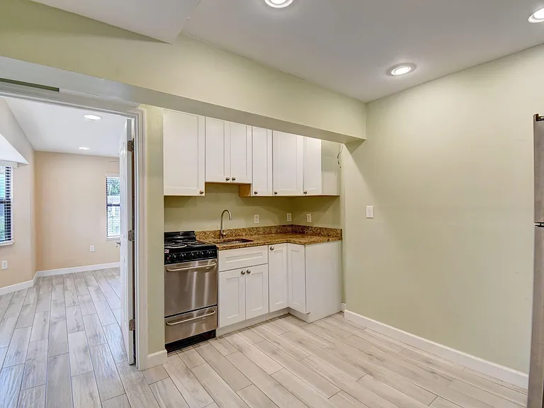 1316 Date Palm Dr #REAR — Photo 3