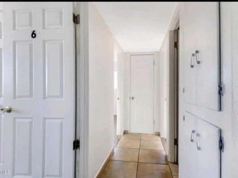 2829 W Marshall Ave #9 — Photo 3