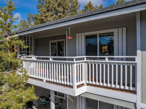 1527 NW Juniper St APT 4, Bend, OR 97703