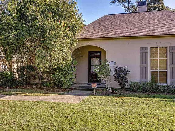 2nd image of 17494 Karen Dr