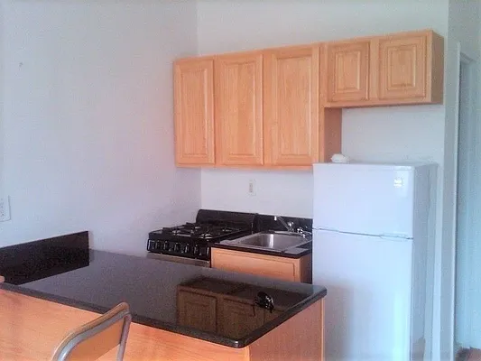 Rented by Dynamik Realty | media 9