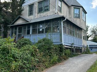 63 W Greenwood Ave, Lansdowne, PA 19050