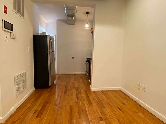 4th image of 857 Saint Johns Pl #2