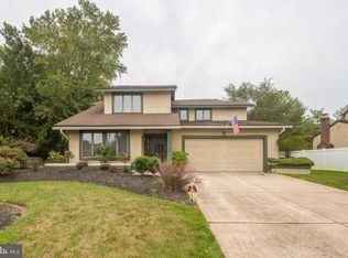 324 Windsor Ln, Marlton, NJ 08053