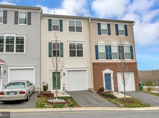 107 Lantana Ln, Stafford, VA 22556