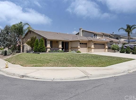 3rd image of 6698 Heathrow Ave