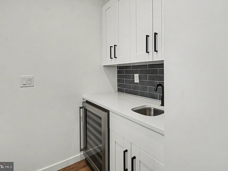 3217 Chatham St — Photo 31