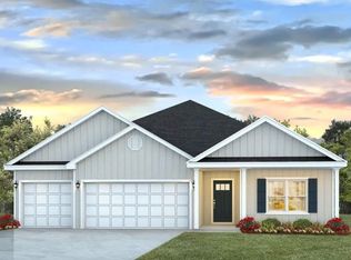 325 E Gray Owl Dr, Freeport, FL 32439