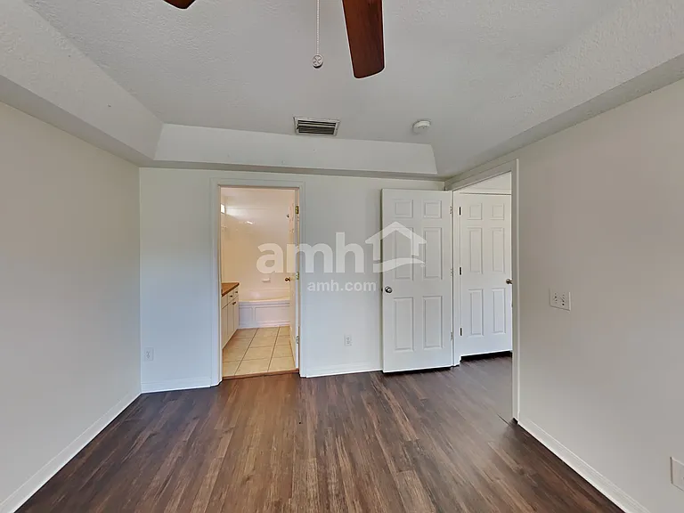 9643 Patrician Dr — Photo 11