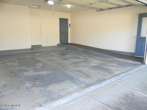 4th image of 2822 Bridgeside Dr SE #0