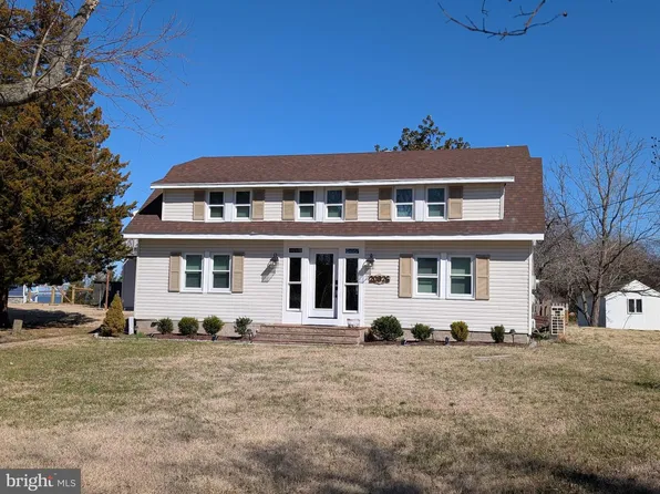 20826 Bivalve Wharf Rd, Bivalve, MD 21814