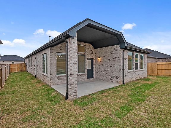 3rd image of 3859 Mulberry Farms Dr