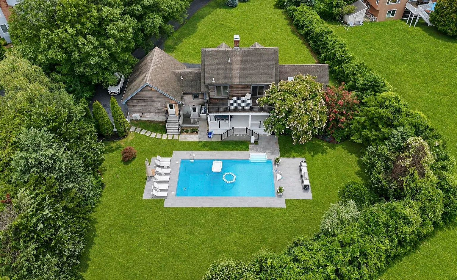 Water Mill Retreat with Pool, Walk to Parrish Museum & Duckwalk — Photo 4