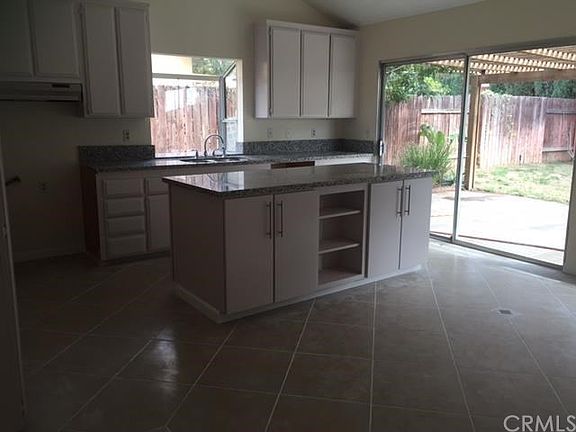 4th image of 12187 Harclare Dr