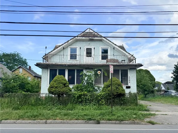 1702 N Goodman St, Rochester, NY 14609