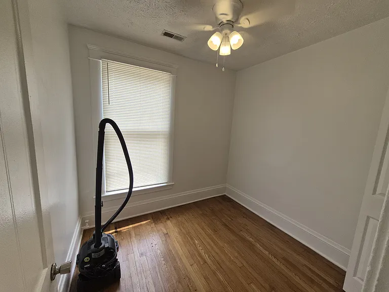 113 Delaware Ave — Photo 15