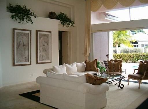 Bright Natural light Great Room