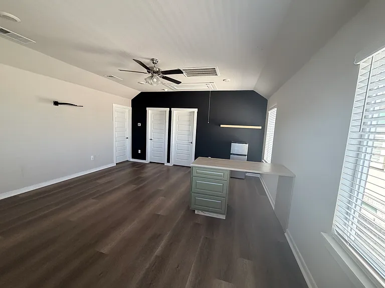 2109 Bobtail Pass — Photo 3
