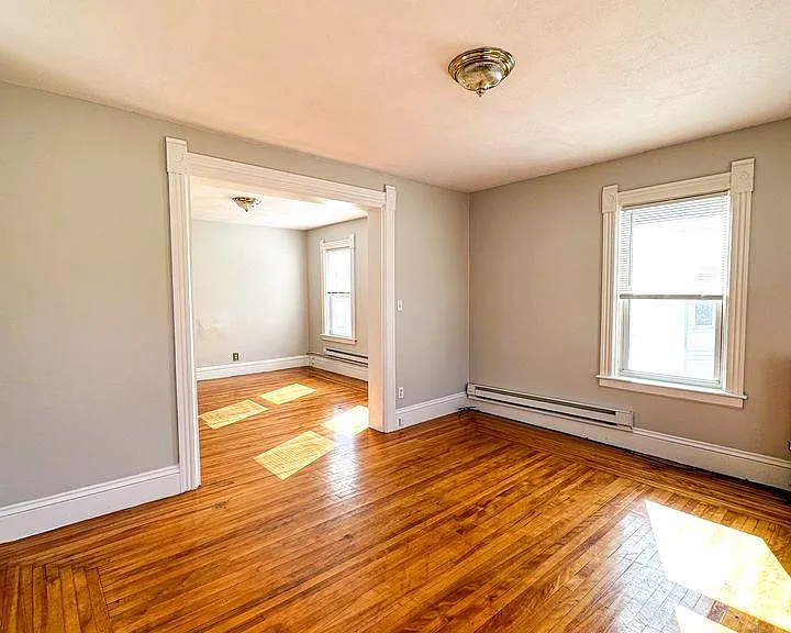 19 Maple Tree Ln #2 — Photo 4