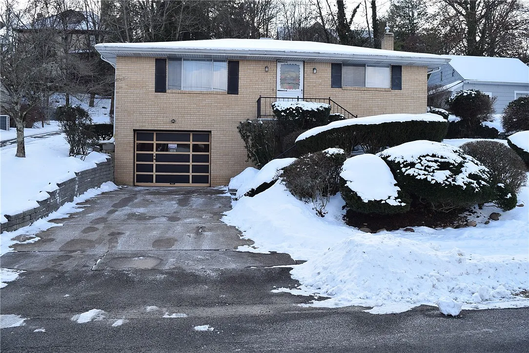 1016 Lincoln St photo 1