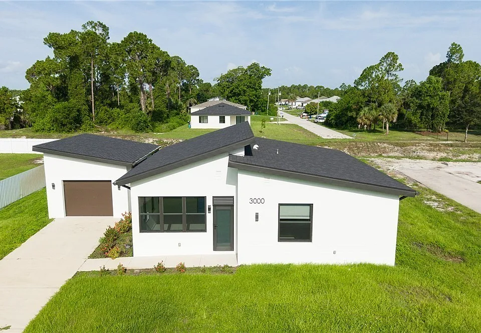 3000 Tena Ave S